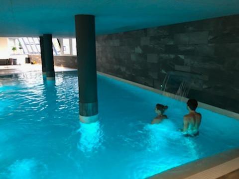 Appartement Prive Dans Residence Balneo Aladin Cauterets Buitenkant foto
