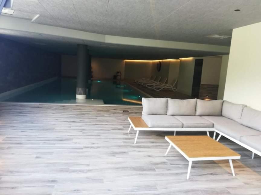 Appartement Prive Dans Residence Balneo Aladin Cauterets Buitenkant foto