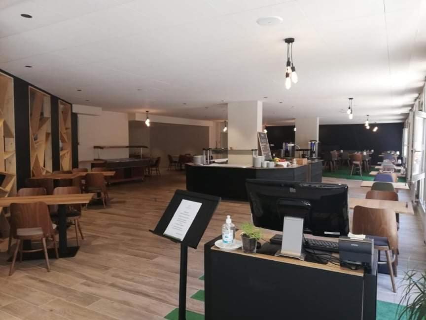 Appartement Prive Dans Residence Balneo Aladin Cauterets Buitenkant foto