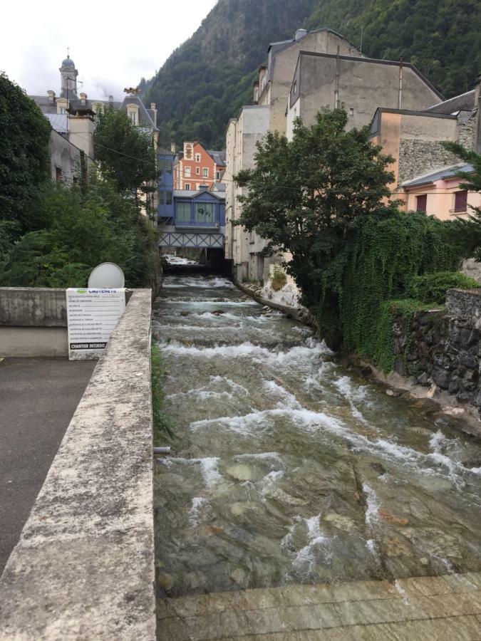 Appartement Prive Dans Residence Balneo Aladin Cauterets Buitenkant foto